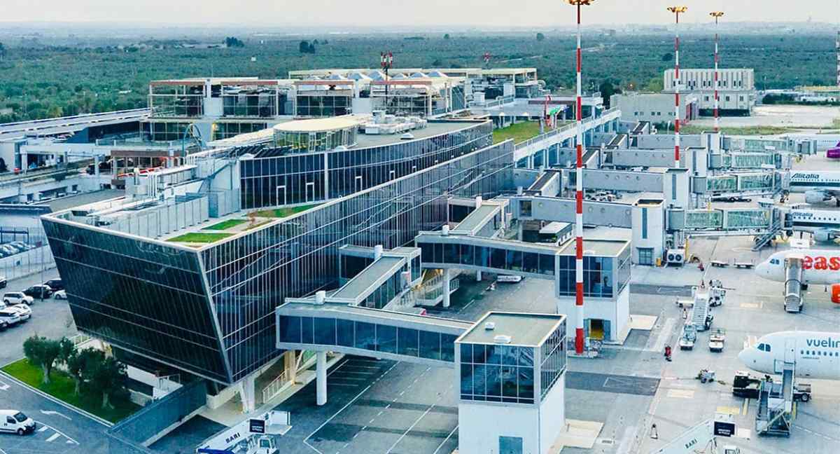 aeroporto-di-bari-guida-richiesta-rimborso-volo-cancellato aeroporto-di-bari-guida-richiesta-rimborso-volo-cancellato